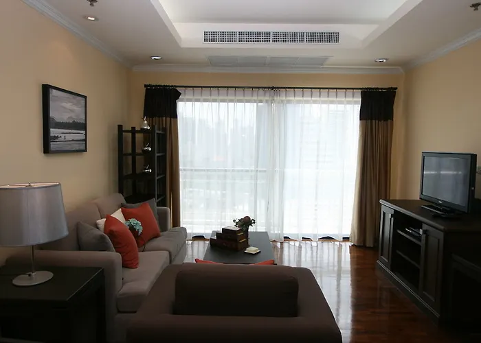 Cnc Hotel 4*